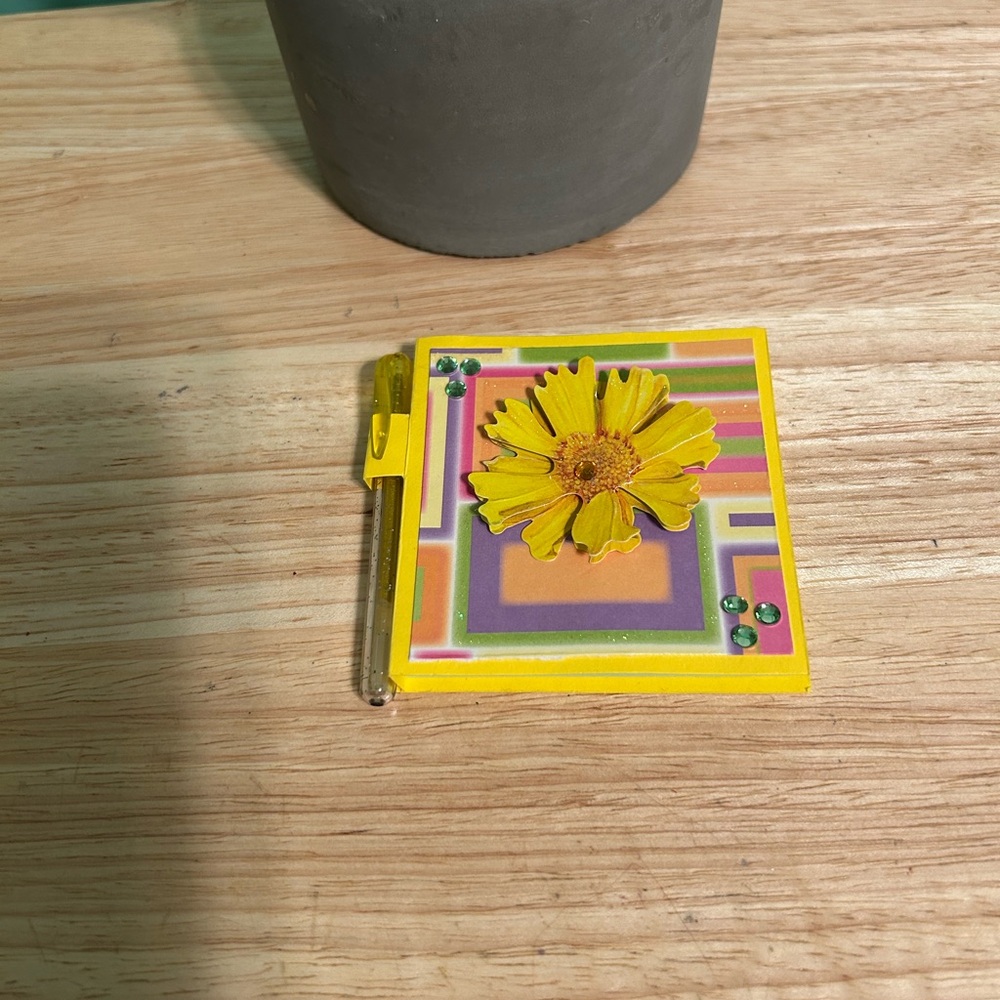Floral Notepad Set with Pens - Picture 2 of 7